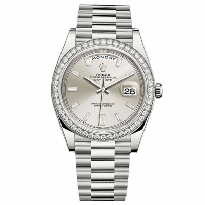 Rolex Oyster Perpetual Day-Date 40 White Gold Diamond Bezel